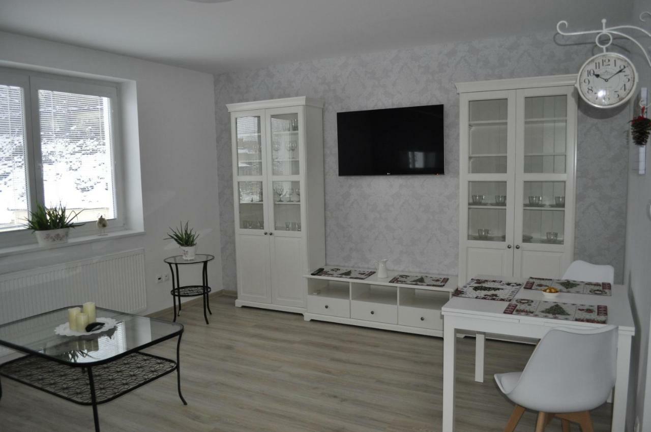 Apartmany Centrum Rajecké Teplice Exteriör bild