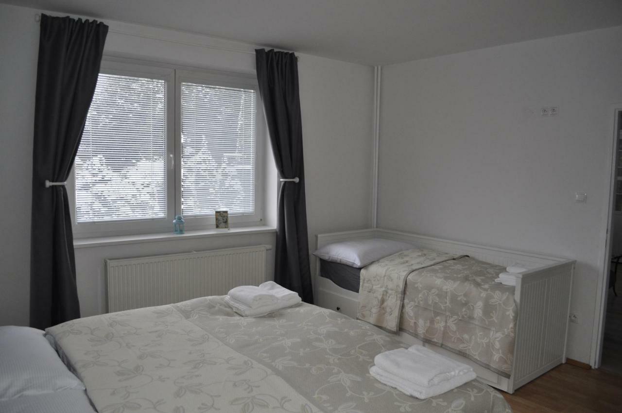 Apartmany Centrum Rajecké Teplice Exteriör bild